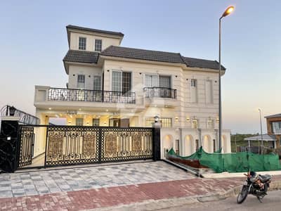 بحریہ ٹاؤن فیز 8 بحریہ ٹاؤن راولپنڈی,راولپنڈی میں 2 کمروں کا 14 مرلہ زیریں پورشن 60.0 ہزار میں کرایہ پر دستیاب ہے۔