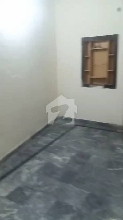 شلے ویلی راولپنڈی میں 2 کمروں کا 3 مرلہ زیریں پورشن 22.0 ہزار میں کرایہ پر دستیاب ہے۔