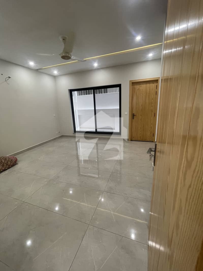 ڈی ۔ 12 اسلام آباد میں 4 کمروں کا 5 مرلہ مکان 6.5 کروڑ میں برائے فروخت۔ ڈی ۔ 12 اسلام آباد میں 4 کمروں کا 5 مرلہ مکان 6.5 کروڑ میں برائے فروخت۔