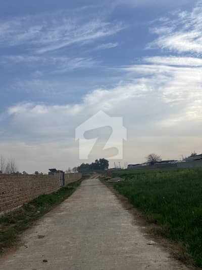 1 kanal , 2 kanal , 3 kanal and 6 kanal commercial plots available for rent.  Location I-13 (access from IJP road to I-12 )  6 kanal, 8 kanal plot also available at H-13 main Nust road .   Can use for warehouse, factory , marquee or sports arena purpose.