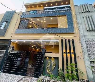 الاحمد گارڈن ہاوسنگ سکیم جی ٹی روڈ,لاہور میں 5 مرلہ Studio مکان 2.15 کروڑ میں برائے فروخت۔