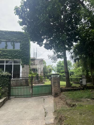 Beautiful House For Sale At F8