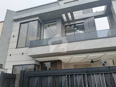 بحریہ ٹاؤن سیکٹرڈی بحریہ ٹاؤن,لاہور میں 3 کمروں کا 5 مرلہ مکان 85.0 ہزار میں کرایہ پر دستیاب ہے۔
