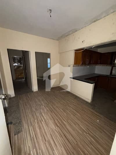 2 BED DD FLAT AVAILABLE FOR RENT IN Gulshan-E-Iqbal Block 4