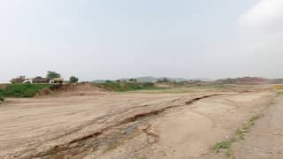 Residential Plot For sale In Park Enclave