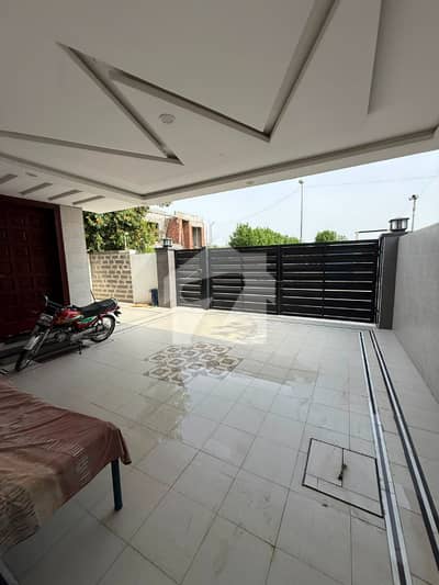 10 Marla Upper Portion For Rent Sector E, Bahria Town Lahore