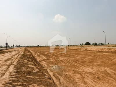 5 MARLA COMMERCIAL PLOT LOCATED ON 150 FEET WIDE PINE AVENUE ROAD ETIHAD TOWN PHASE 3