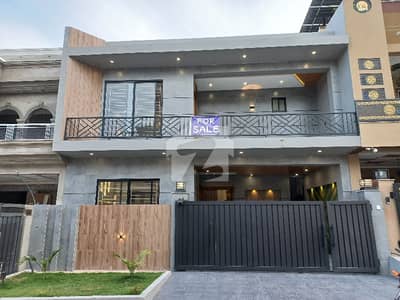 7 Marla Brand New House For Sale