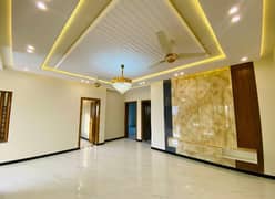 10 Marla Brand New Ground Portion For Rent