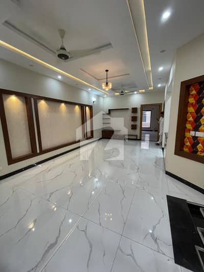 Upper Portion For Rent