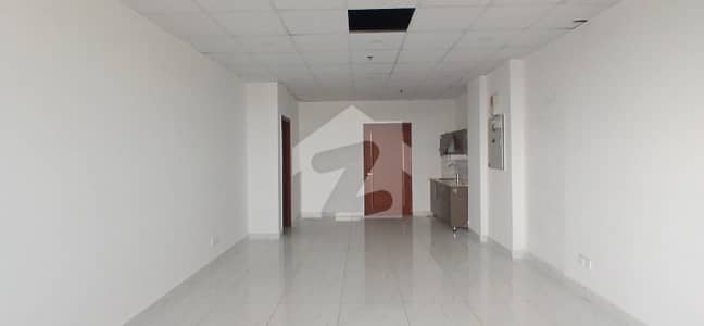New Executive Offices Available For Rent In Main Boulevard Gulberg!