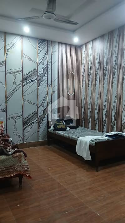Upper story flat for rent Near Citi Housing Sargodha road Faisalabad