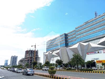 Highly-coveted 1100 Square Feet Flat Is Available In Gulberg Arena Mall For sale