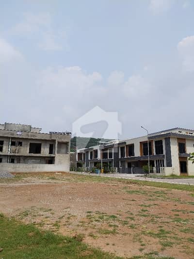 H block extension 5 M possesion able plots