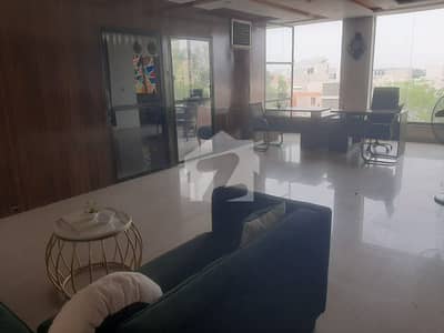 بحریہ ٹاؤن سیکٹر سی بحریہ ٹاؤن,لاہور میں 1 کمرے کا 11 مرلہ دکان 2.15 لاکھ میں کرایہ پر دستیاب ہے۔