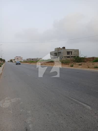 PLOT FOR SALE DHA Phase 8 Location: Sahil Street 37