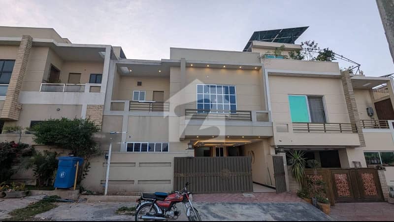 7 Marla Double Storey House for Rent Gas Installed 7 Marla Double Storey House for Rent Gas Installed