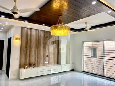 1 Kanal House For sale In Beautiful Bahria Town - Sector E