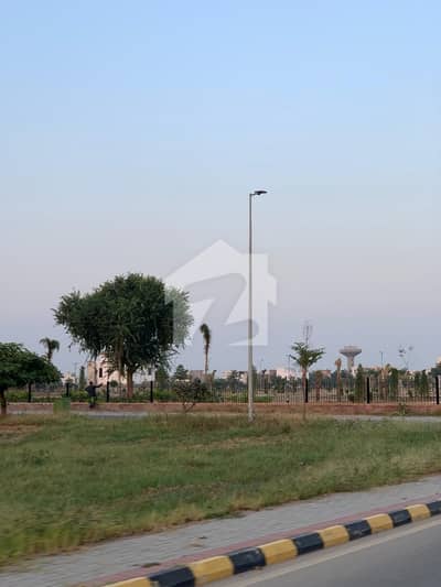 A Stunning Prime Location Residential Plot Is Up For Grabs In Royal Palm City - Block G Gujranwala