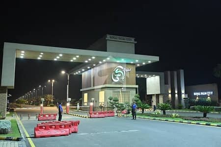 Premium Prime Location 5 Marla Residential Plot Is Available For sale In Gujranwala
