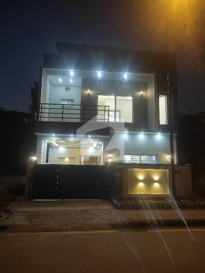 5 Marla house with 5kv off-grid solar system
