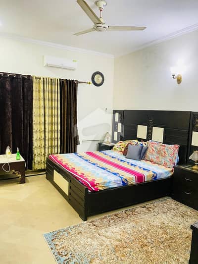 ڈی ایچ اے فیز 3 - بلاک زیڈ ڈی ایچ اے فیز 3,ڈی ایچ اے ڈیفینس,لاہور میں 2 کمروں کا 10 مرلہ زیریں پورشن 1.75 لاکھ میں کرایہ پر دستیاب ہے۔