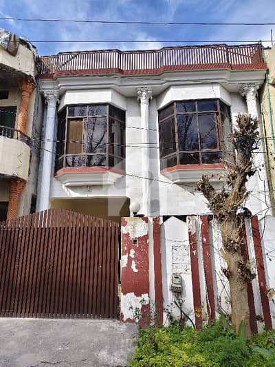 I-10/2 Park face Size25*60 House for sale extra land top location