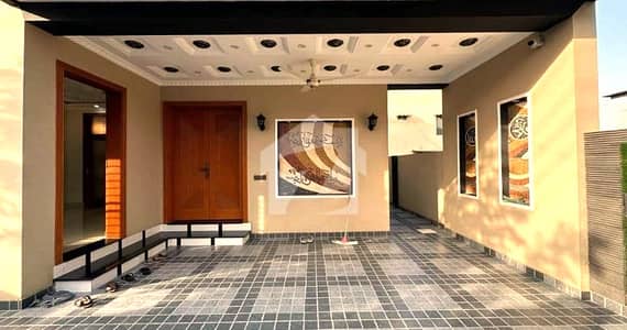9 Marla Modern Design House For Sale In DHA Phase 4 KK-Block Lahore.