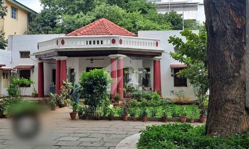 OLD BUNGALOW FOR SALE OLD BUNGALOW FOR SALE