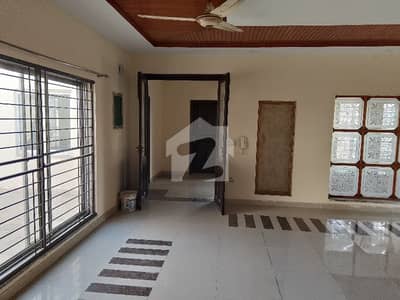 Beautiful Modern Design 1 Kanal House Available For Rent Beautiful Modern Design 1 Kanal House Available For Rent