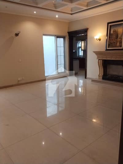 DHA Phase 5, 01 Kanal, 02 Bed, Luxurious Upper Portion For Rent. Separate Gate