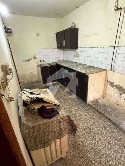 3 marla Lower Portion for rent allama iqbal town lahore
