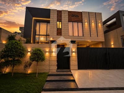 Sale The Ideally Located House For An Incredible Price Of Pkr Rs. 39000000