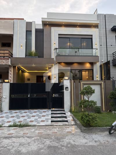 5 Marla Ultra Modern Luxury House Available For Sale in B Block Citi Housing Sialkot