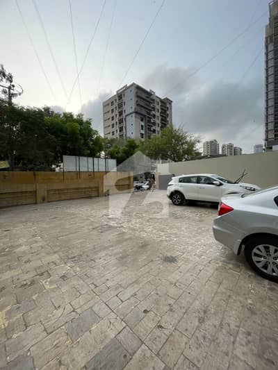 Office Sized 700 Square Feet Available In Bath Island