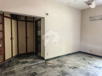 1 Kanal Double Storey House available in A1 Society Township LHR