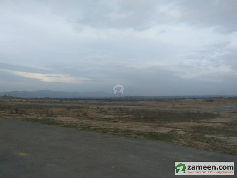 Shalimar Town - 1 Kanal Plot Is Up For Sale