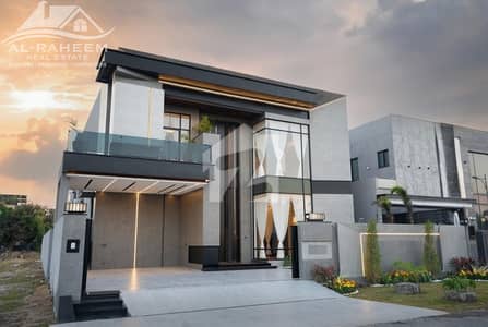 100% ORIGINAL ADD 1 KANAL BRAND NEW ULTRA MODERN MAZHAR MUNEER DESIGN HOUSE FOR SALE IN DHA PHASE 7 NEAR TO RAYA FAIRWAYS.