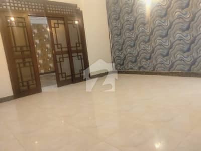 ڈی ایچ اے فیز 7 ڈی ایچ اے ڈیفینس,کراچی میں 5 کمروں کا 18 مرلہ مکان 5.15 لاکھ میں کرایہ پر دستیاب ہے۔