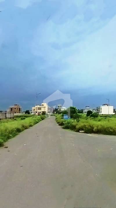 ڈی ایچ اے فیز 6 - بلاک ای ایکسٹینشن ڈی ایچ اے فیز 6,ڈی ایچ اے ڈیفینس,لاہور میں 5 مرلہ رہائشی پلاٹ 1.25 کروڑ میں برائے فروخت۔