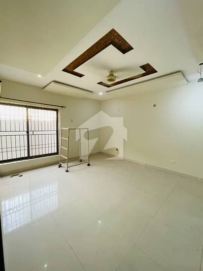 3 Marla Brand New House For Rent