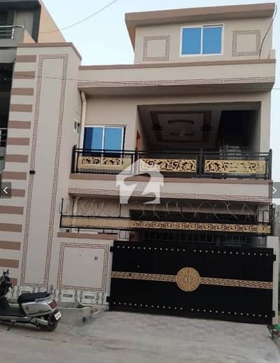 گلشن آباد راولپنڈی میں 4 کمروں کا 5 مرلہ مکان 1.75 کروڑ میں برائے فروخت۔