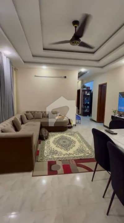 WESTOEPN CORNER PARKFACING LIFT 180sqYard 4BED LOUNGE NAZ NO-2 PORTION