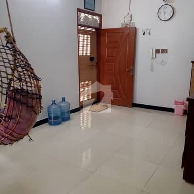 WESTOPEN CORNER WITH ROOF 140sq Yard 3bed DD. 4th FLOOR Nazimabad No-2