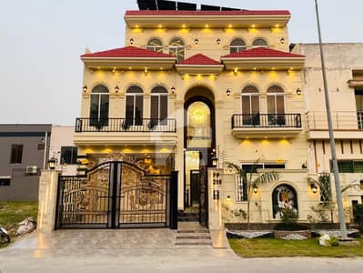 10 Marla beautiful house for sale in Citi housing Gujranwala
