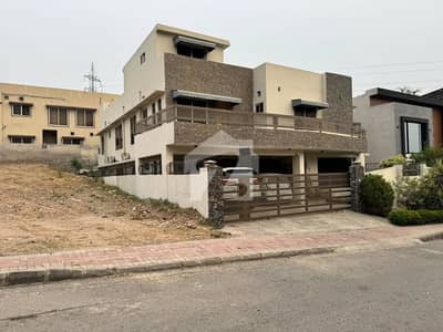 بحریہ ٹاؤن فیز 3 بحریہ ٹاؤن راولپنڈی,راولپنڈی میں 6 کمروں کا 1 کنال مکان 7.25 کروڑ میں برائے فروخت۔ بحریہ ٹاؤن فیز 3 بحریہ ٹاؤن راولپنڈی,راولپنڈی میں 6 کمروں کا 1 کنال مکان 7.25 کروڑ میں برائے فروخت۔