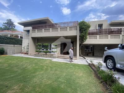 F-8 | 4 Bedrooms 1 | study Room | Renovated