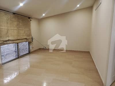 Maintained Awami Villa For Sale Maintained Awami Villa For Sale