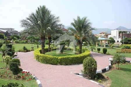 MPCHS 40x80 With Extra Lands Plot For Sale
