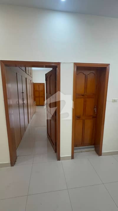 G/11, 5 Marla Main Dubel Road Corrner And Huge Extra Land House For Sale